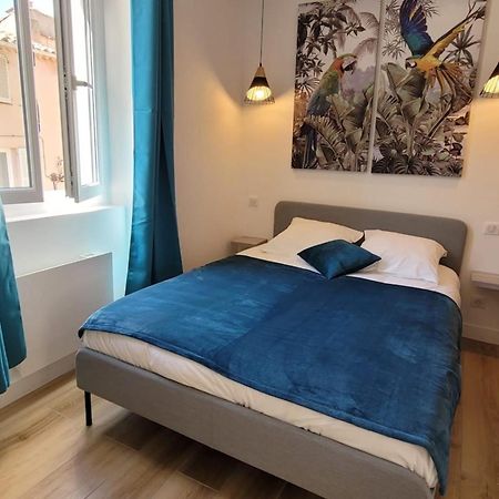 06An - Beautiful Apartment In The Heart Of Old อองทีบส์ ภายนอก รูปภาพ