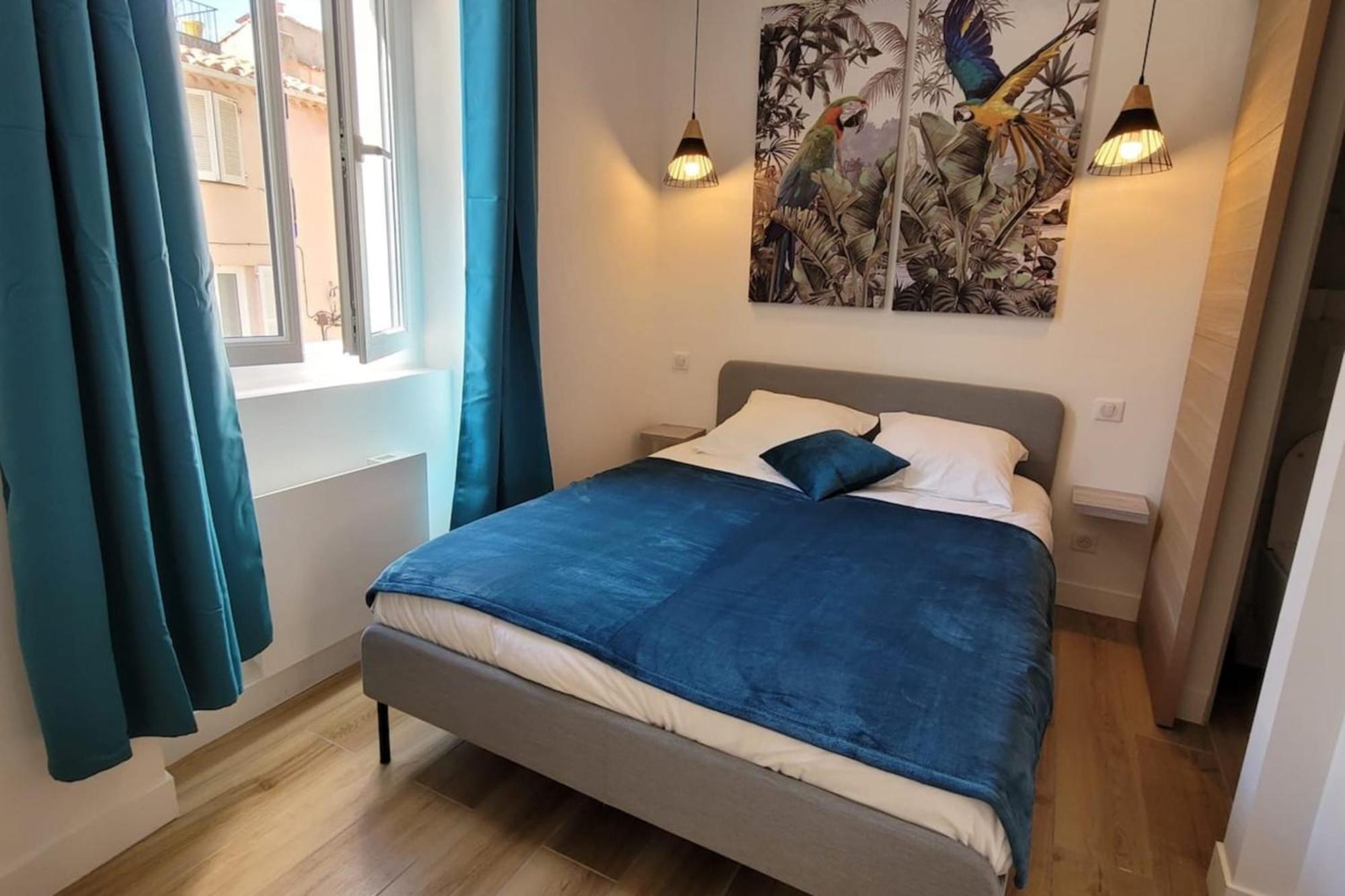 06An - Beautiful Apartment In The Heart Of Old อองทีบส์ ภายนอก รูปภาพ