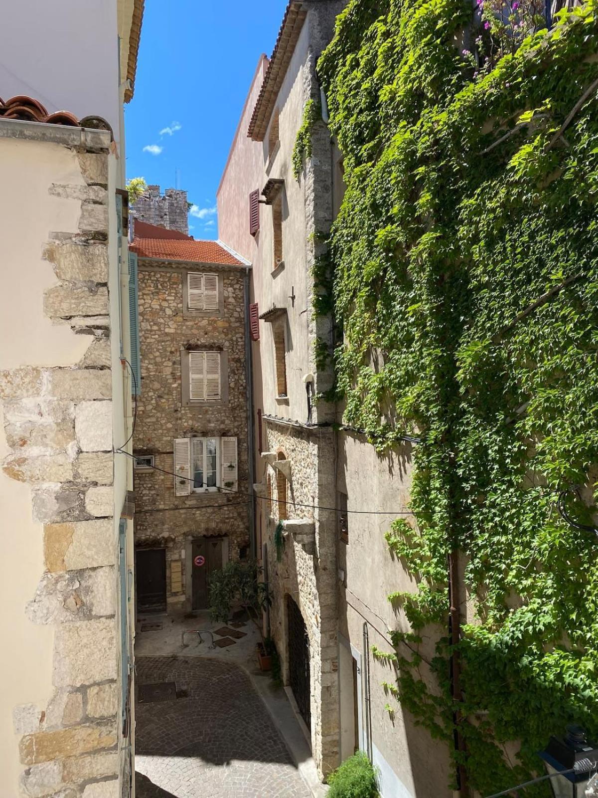 06An - Beautiful Apartment In The Heart Of Old อองทีบส์ ภายนอก รูปภาพ